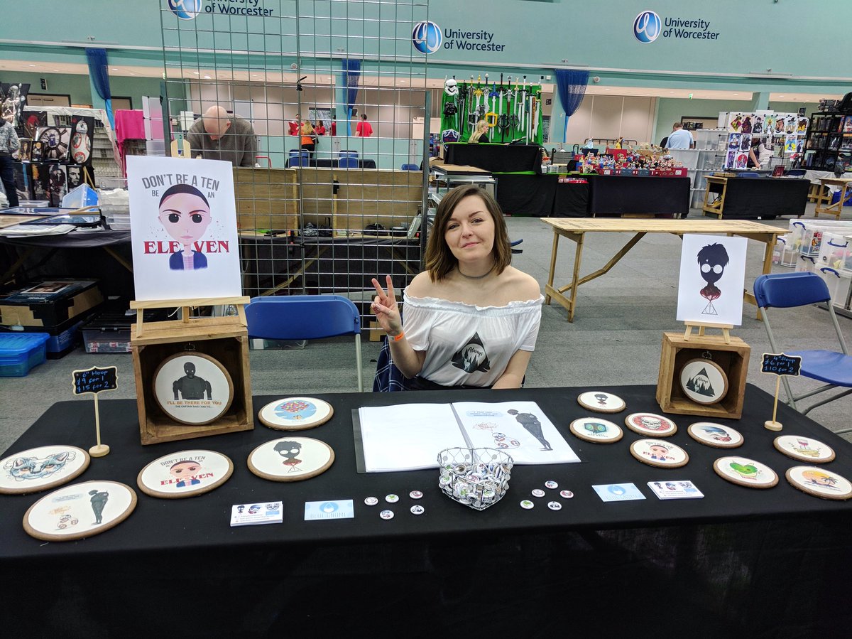 naomi_grace1's tweet photo. Thanks for having me @emconcouk Worcester. It was a fab first time as a trader. Great to be on the other side of the table - met so many awesome people and the guests were lovely! 🤗 #worcestercomiccon https://t.co/jLVQhM1hjZ