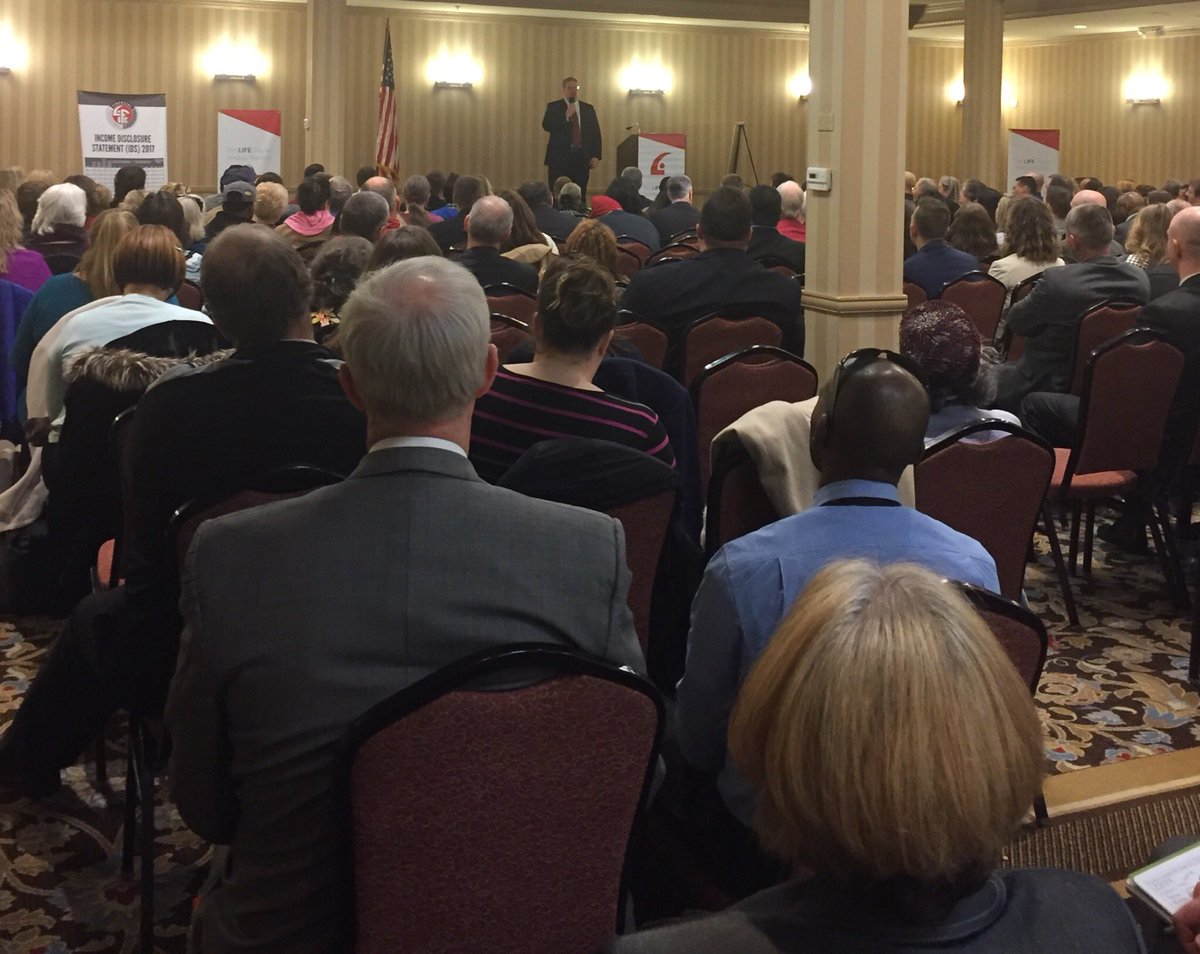 ecblomdahl's tweet photo. Thank you St. Louis for your hospitality and an awesome night!!! #TLYAW #FinancialFreedom https://t.co/eDzjRSjzzE