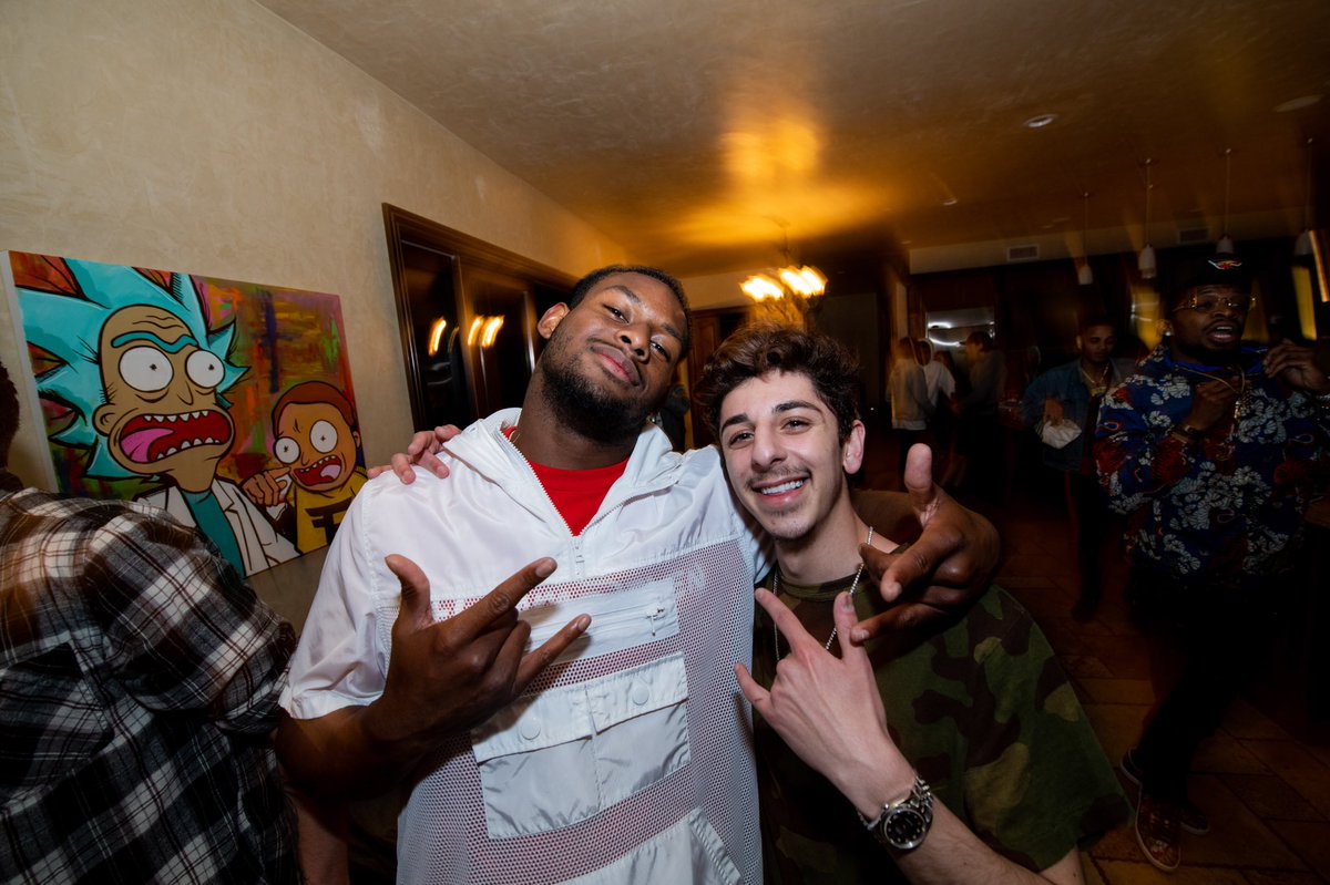 TeamJuJu's tweet photo. HUGE thank you to my @FaZeClan fam for throwing me a surprise going away party... thank you to everyone who came out!🤘🏾 Gonna miss y’all! https://t.co/MljRSVesq9