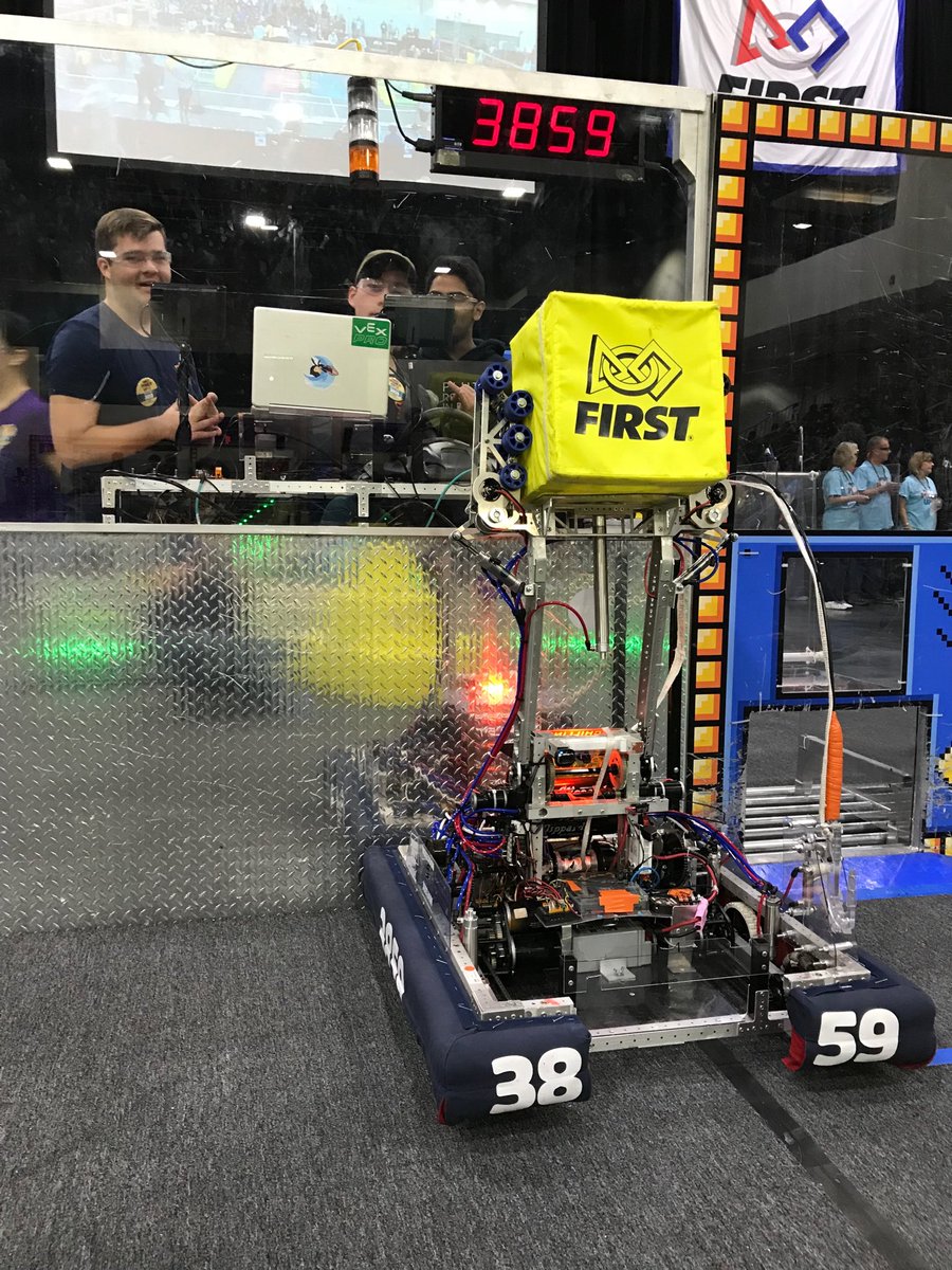 WPRobotics's tweet photo. Back at it! #cvr18 #omgrobots #WeAreaCO https://t.co/4NkuvXpu9V