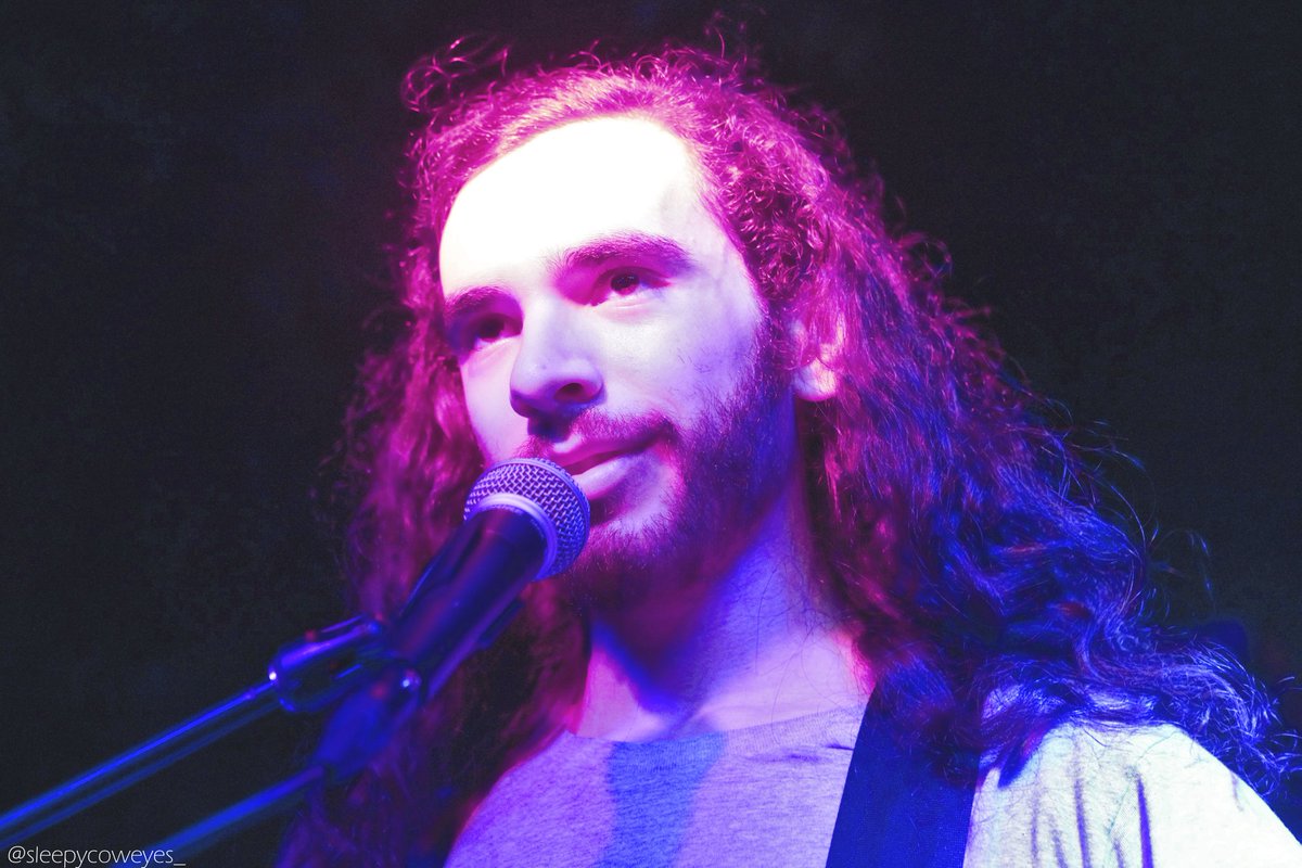 sleepycoweyes_'s tweet photo. Jesus plays in a band called Madrigal https://t.co/g75Nwn3Clx