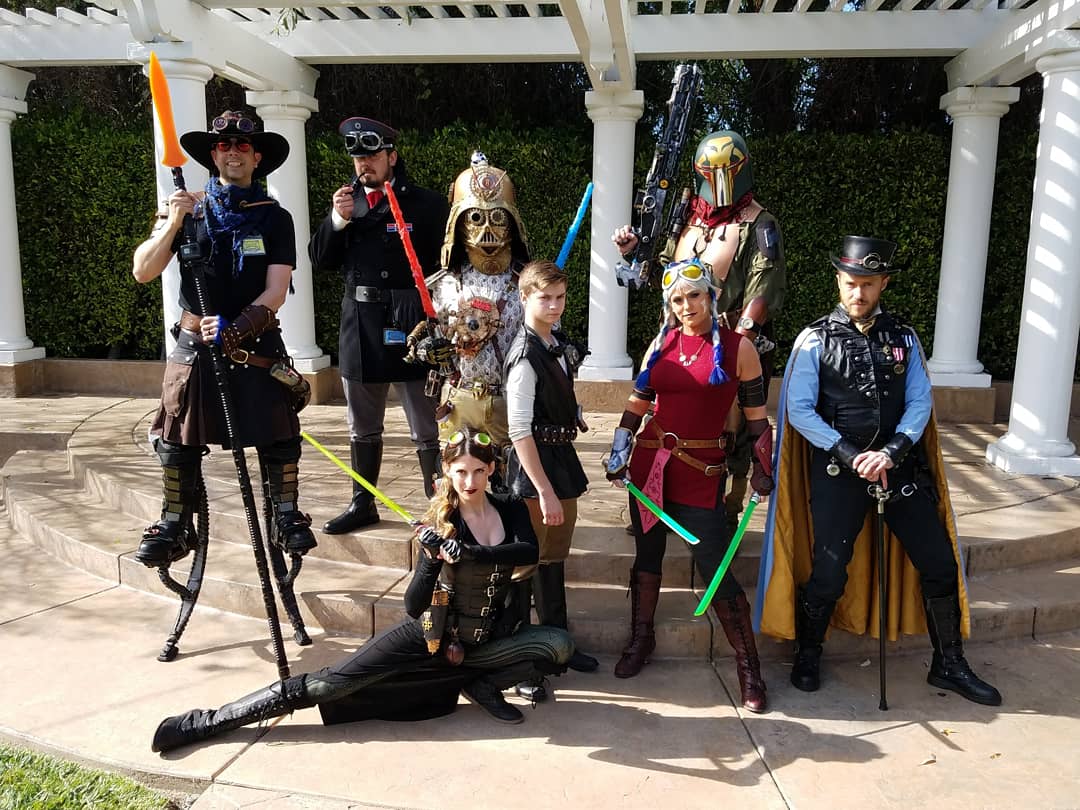 HallHdotcom's tweet photo. Awesome photos after #StarWarsSteampunkUniverse's panel at the #steampunk @GaslightConSD #GaslightGathering yesterday! ~Aaron

#cosplay #SteampunkCosplay #starwars #starwarscosplay https://t.co/FlGTlmrgb0