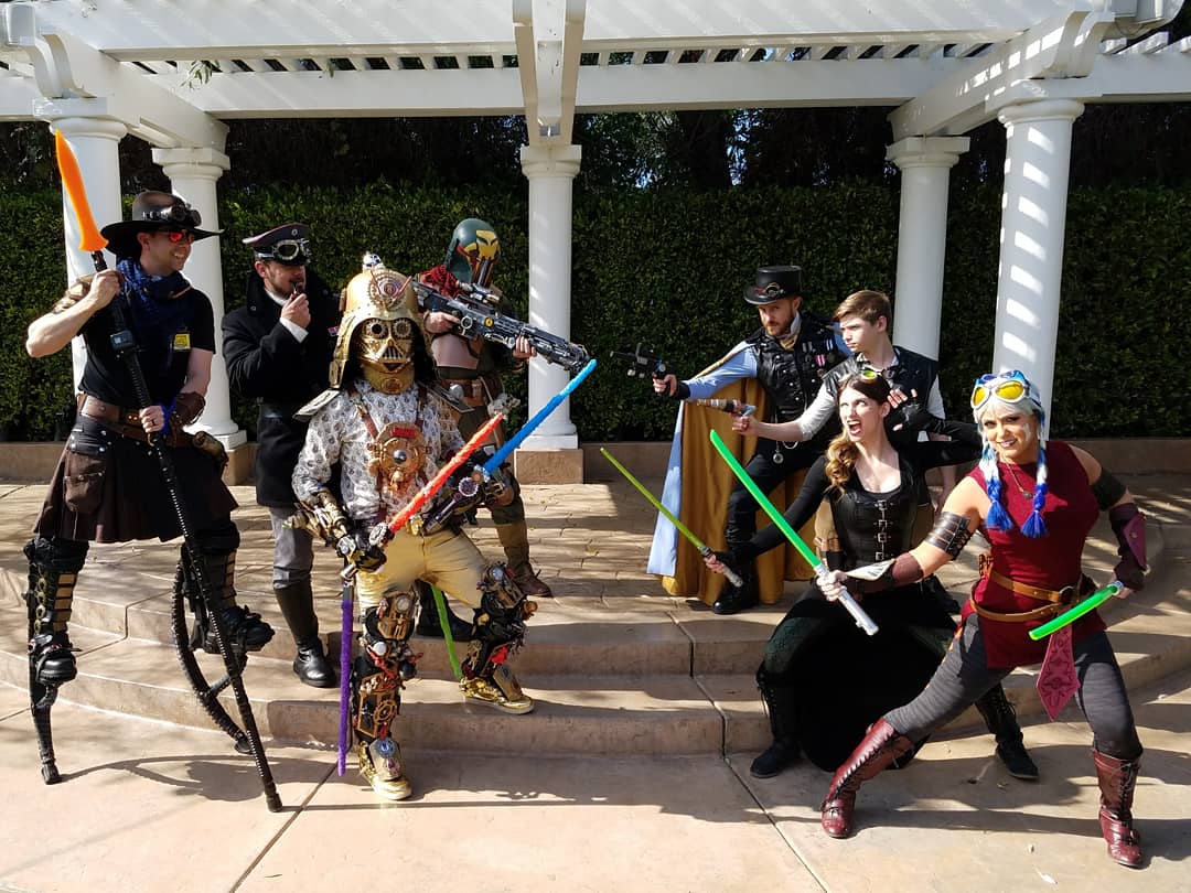 HallHdotcom's tweet photo. Awesome photos after #StarWarsSteampunkUniverse's panel at the #steampunk @GaslightConSD #GaslightGathering yesterday! ~Aaron

#cosplay #SteampunkCosplay #starwars #starwarscosplay https://t.co/FlGTlmrgb0