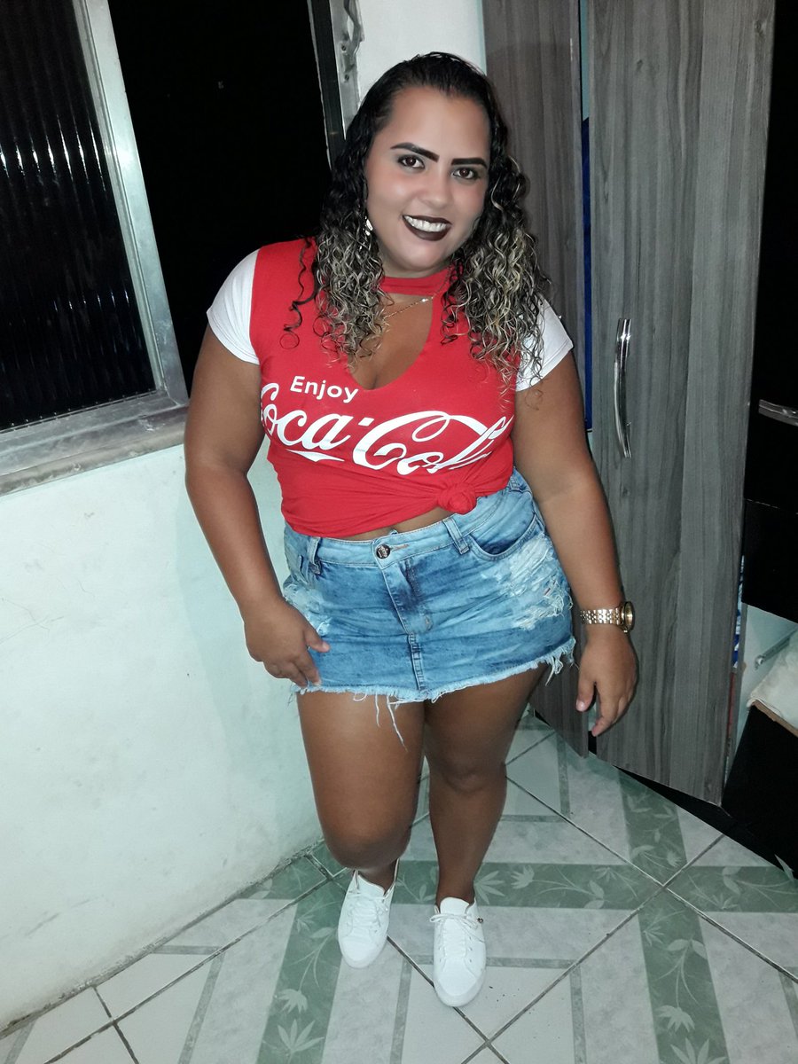 Maylla012's tweet photo. "  Mal me quer, Maravilhosa estou "  💗😍❤... Sobre a #AQEDParte2 nada a declarar só queria #Replay 💃🎵🍺😉👌 https://t.co/GKPBgcqHzN