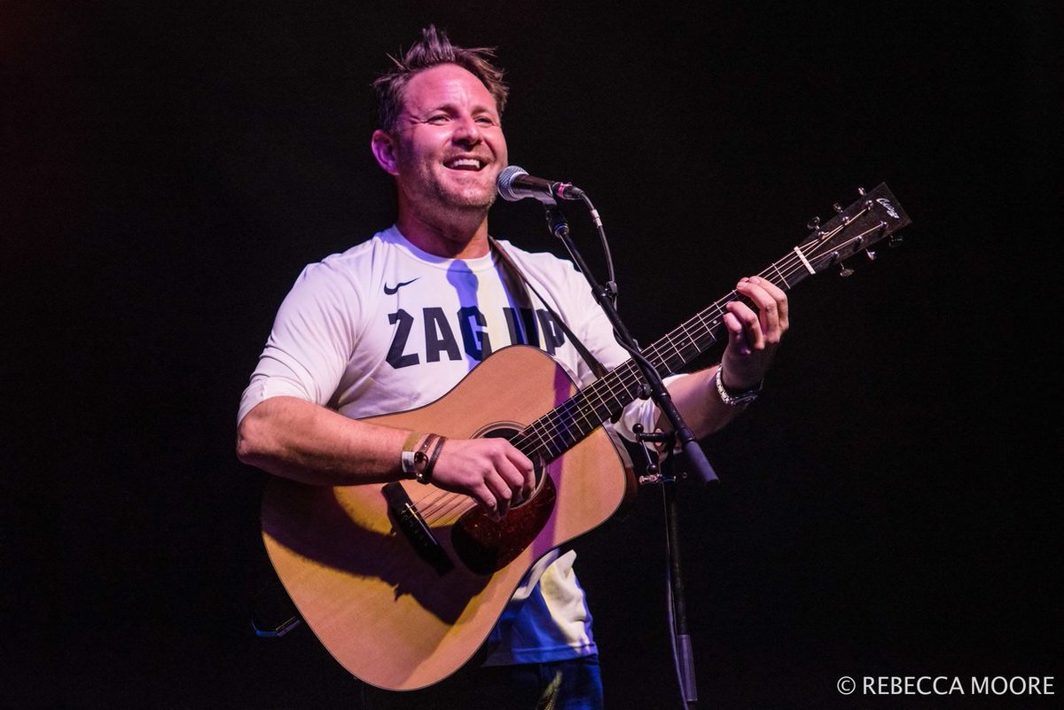 ryansimsband's tweet image. Playing the @coyotecountry “The Next Big Thing” event in Spokane, WA at @knitspokane on March 22nd, 2018
Photo by Rebecca Moore Photography
#ryansims #mysideofthestory #countryrock #countrypop #newcountrymusic #thenextbigthing #KXLY