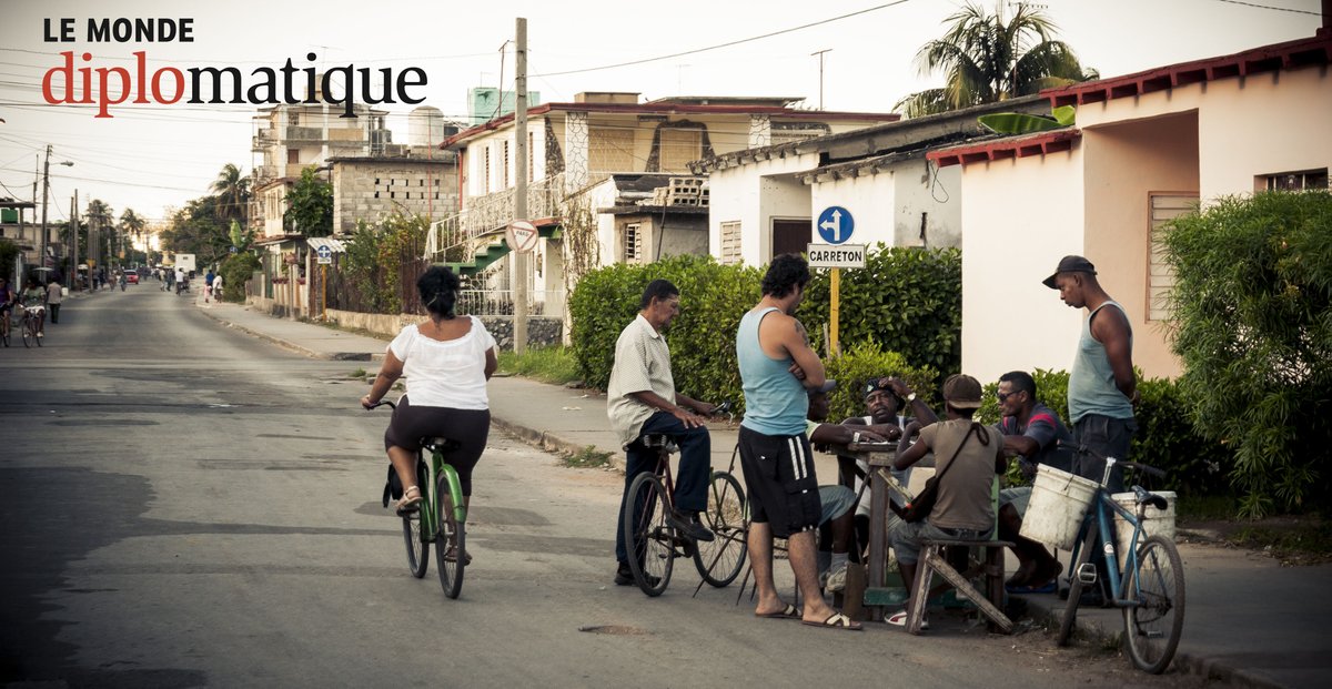 ElDiploConoSur's tweet photo. En El Dipló de abril
En un mar de aliados, socios y enemigos, por Andrés Serbin.
Imagen: Kaloian / @KaloianFotograma
Disponible en kioscos de todo el país o por suscripción en https://t.co/AVqJ50lJFB
#Cuba | #EstadosUnidos | #Venezueka | #Serbin https://t.co/CjOpMSwMoi