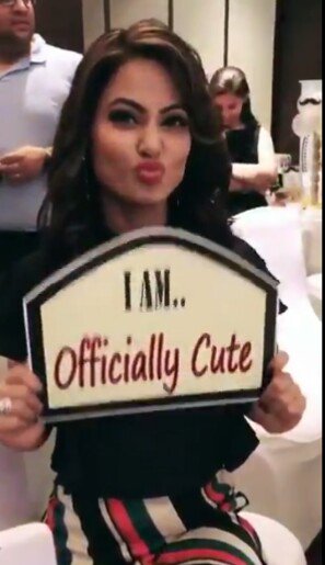 iPGaur's tweet image. Her Highness👸
The most gorgeous💋
The most loved♥
Warrior Princess @eyehinakhan 👑 
Has proclaimed an order stating that

I AM OFFICIALLY CUTE😍😍💋💋💋😘😘😘

Raise ur hands if you AGREE🔥✌
Or else
Raise ur standards😝

#QueenRules 😘 @JJROCKXX