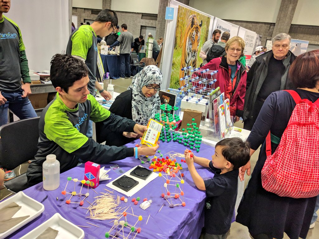 NanoEarthVT's tweet photo. Back again at the last day of @USAScienceFest #SCIFEST! Come by to Hall A booth 995 to make a gum drop crystal model, learn about nanoparticles that change color, and grab a sticker 🙌🙌🙌 @VTSuN @VT_Science @VTEngineering @ICTASVT @virginia_tech https://t.co/CNe0PhBrOy