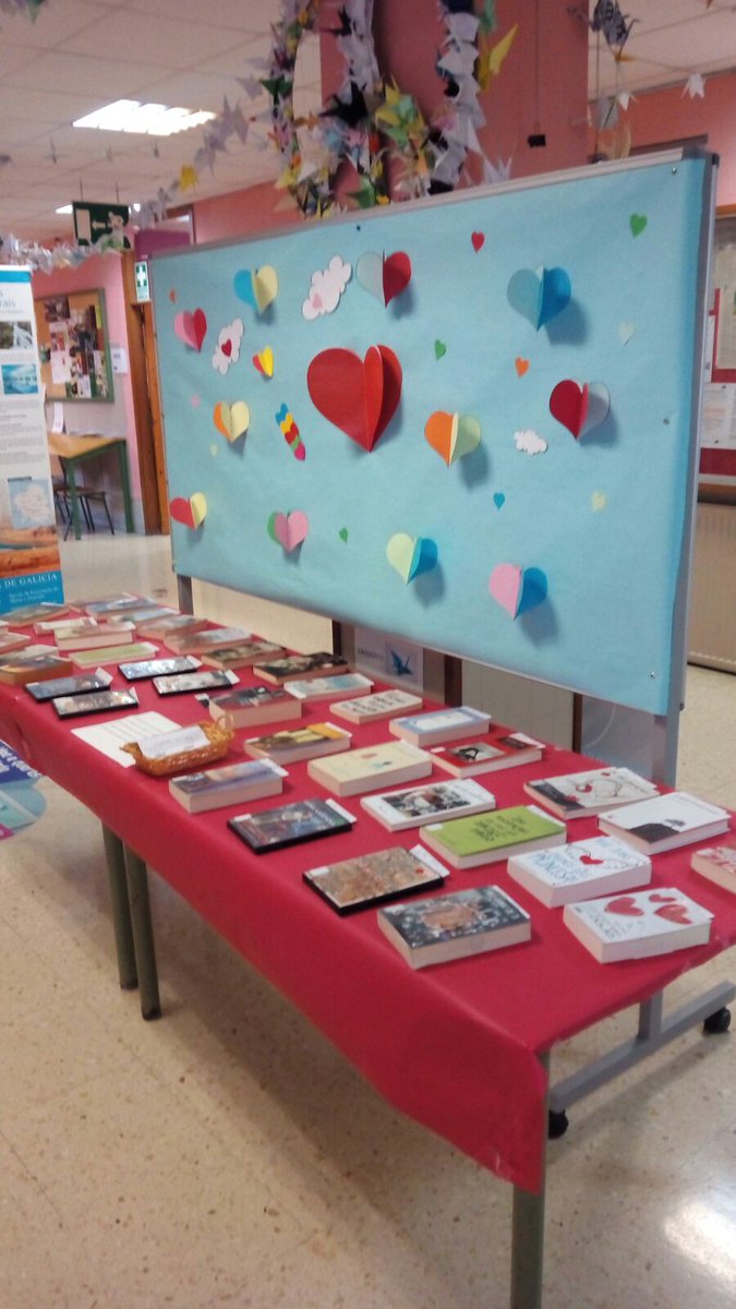 BIBLIO_RM's tweet photo. Se este #San #Valentín no che foi como esperabas... non te amoles!!!. Temos #libros para facer que te sintas #especial. Pasa por @BIBLIO_RM e escolle o teu. https://t.co/7hEWUrZPjM https://t.co/HtHv43U8Za