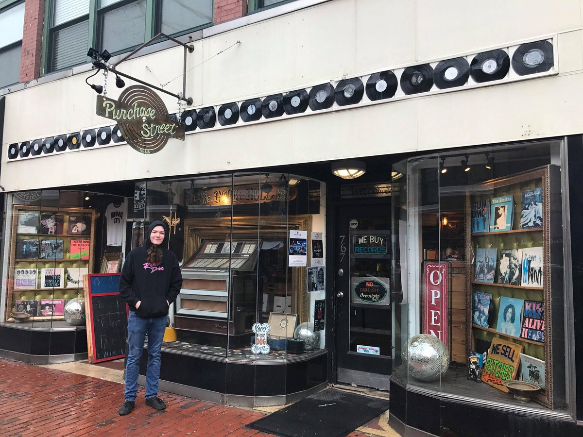 Super Moon Records tweet media