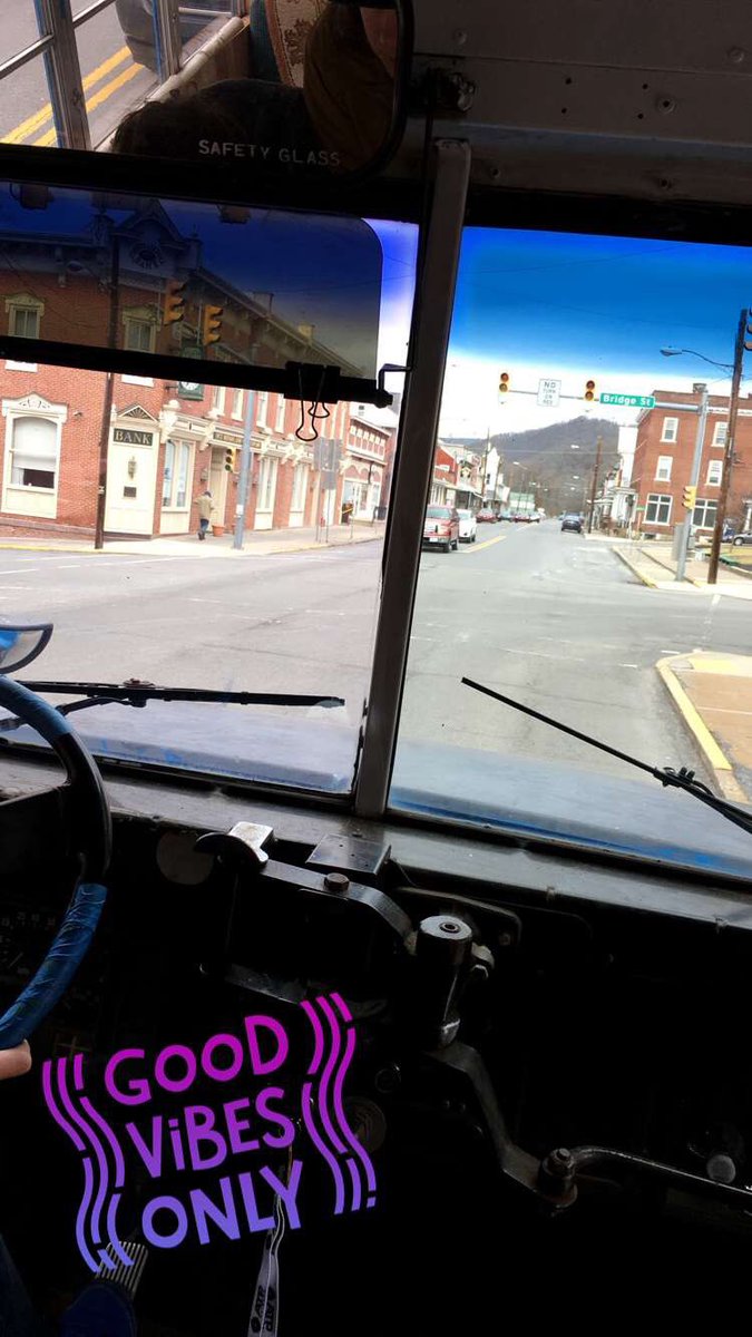 MagicSwoleBus tweet picture