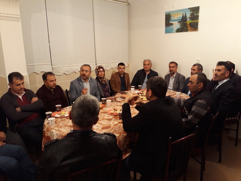 hayricagir's tweet photo. Evci Deneğimizin Genel Kurulu Hayırlı Olsun @tcbestepe @Murat_Alparslan @salimuslu__  @ilksen_kurt19 @aydintufan2 @latiframazan @tahacagir @gulakay_ @isa_88_19 @genc @CorumValiligi @CorumFedKadKolu @busrascagir @zekigulbb @serdaribrahimke @ahmetgundogdu01 @halilsaltu @semagun_ https://t.co/pRsiIFQzxC