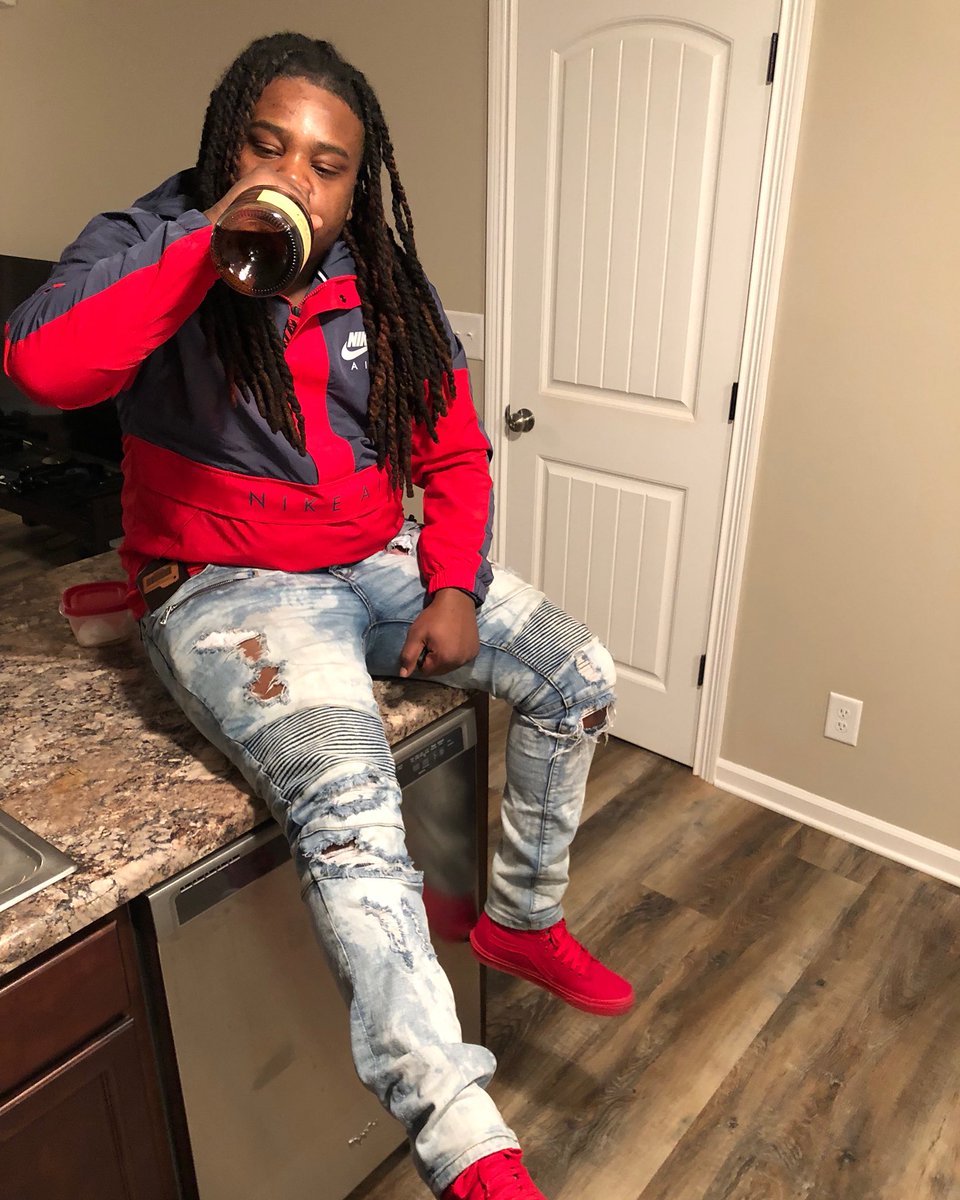 lbm_doc's tweet photo. I Been Thuggin Since A Lil Bitty Ni99a I Just Grew Up‼️ https://t.co/IrvbfcXZ8D