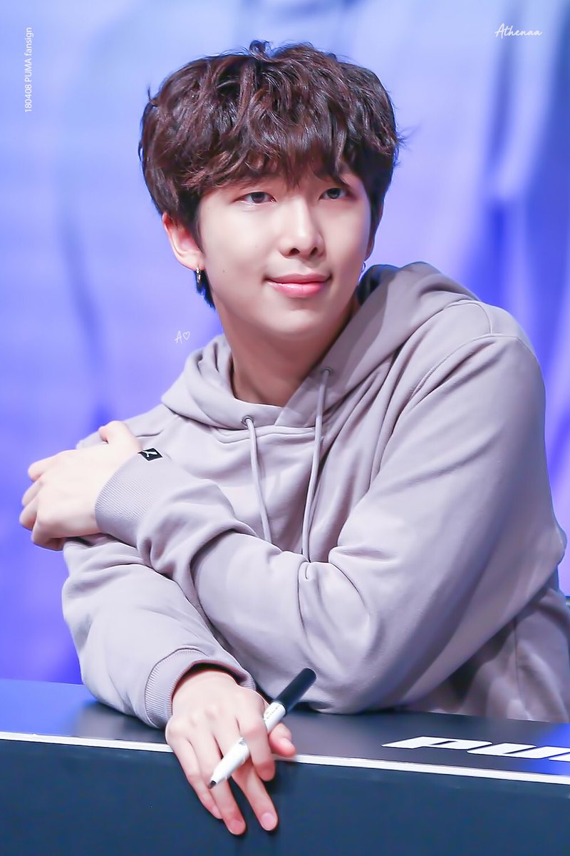 bts puma fansign 2018 location