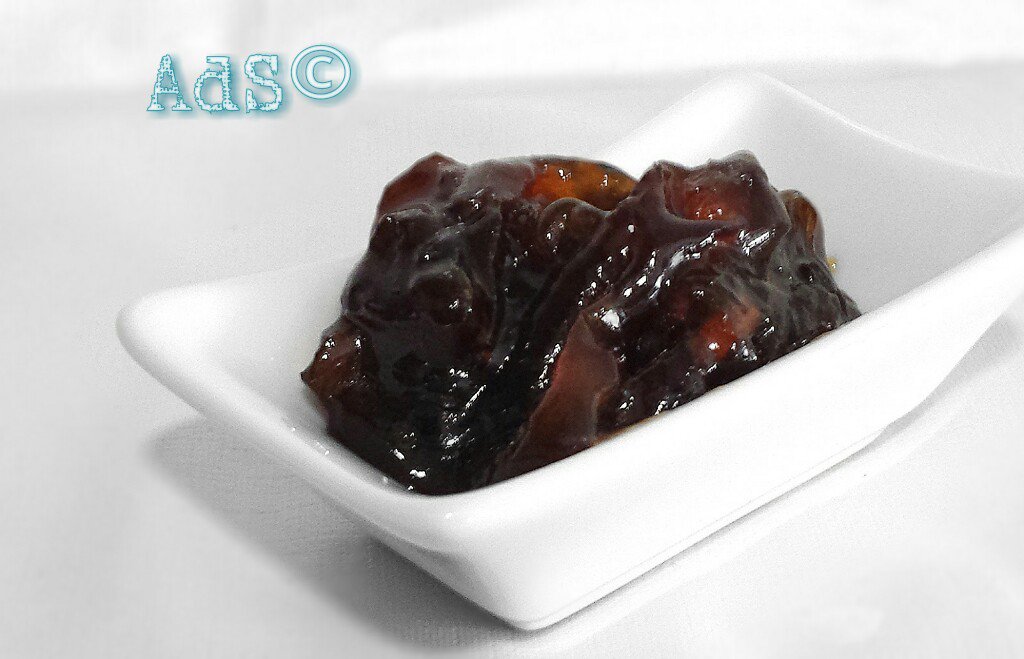 AlacenadeSabor's tweet photo. Hoy os traigo una estupenda receta de cosecha propia, ésta #cebolla #caramelizada que podréis usar en vuestras #recetas de #fusión o cómo #maridaje acompañando vuestros #canapés de #patés o #quesos crema

https://t.co/sY6bJOGS6k https://t.co/rLcksS3fVe