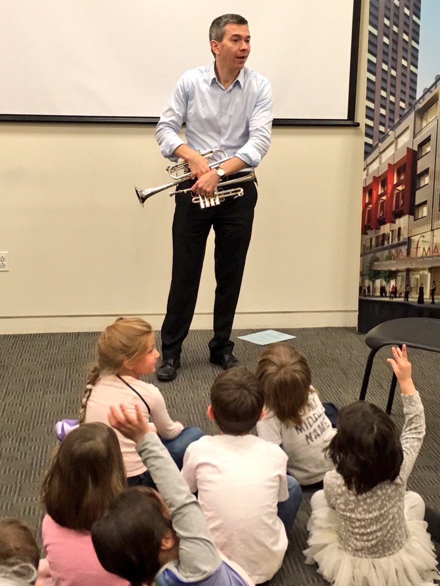 HeatherBriere's tweet photo. Today's great Very Young People's Concert "Make Believe" @nyphil featuring "La Revue de Cuisine! #nyphileducation https://t.co/ELnUZeCq7b