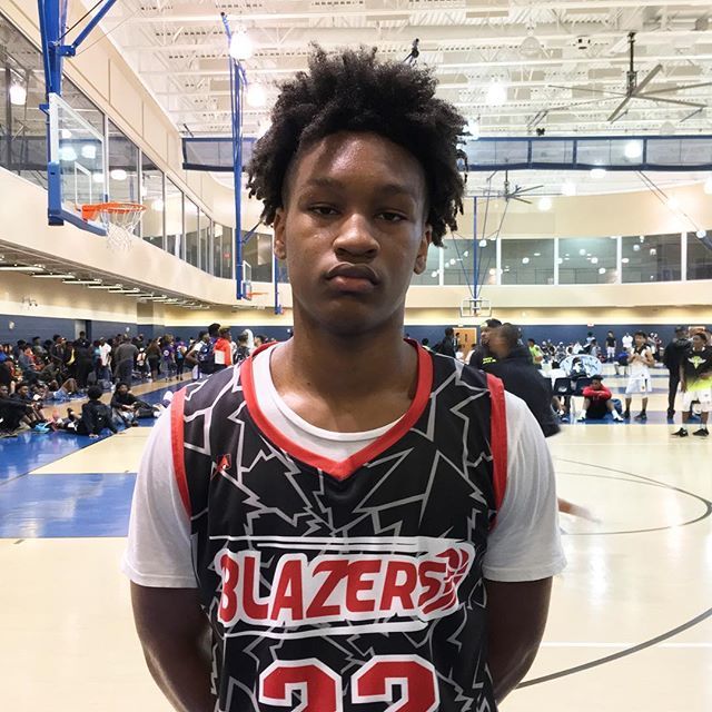 Future150's tweet photo. 2020 F CJ Dixon of Ballin’ Blazers (GA) had a solid weekend at #MainEventATL. Standing close to 6’7”, he has the size, skills, and motor to play the next level. https://t.co/c859HqwnPE