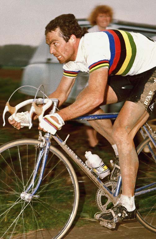 UCI_cycling's tweet photo. 1981 Paris-Roubaix 🏁
🥇Bernard Hinault 🇫🇷
◀️ 37 years ▶️
2018 Paris-Roubaix 🏁
🥇@petosagan 🇸🇰 
#ParisRoubaix #UCIWT https://t.co/Q6TIa8UqoJ
