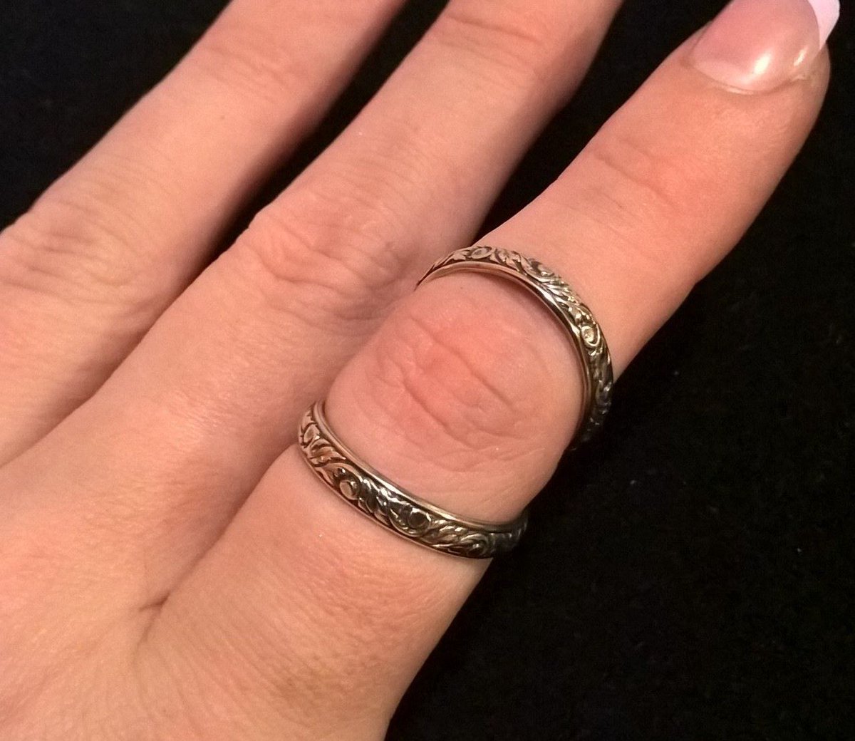 ZebraSplints's tweet photo. 20% affordable handcrafted silver ring splints!
https://t.co/VOOseC570h
#EDS #EhlersDanlosSyndrome #EhlersDanlos #RingSplints #SilverRingSplints https://t.co/Rdx7vtgvYc