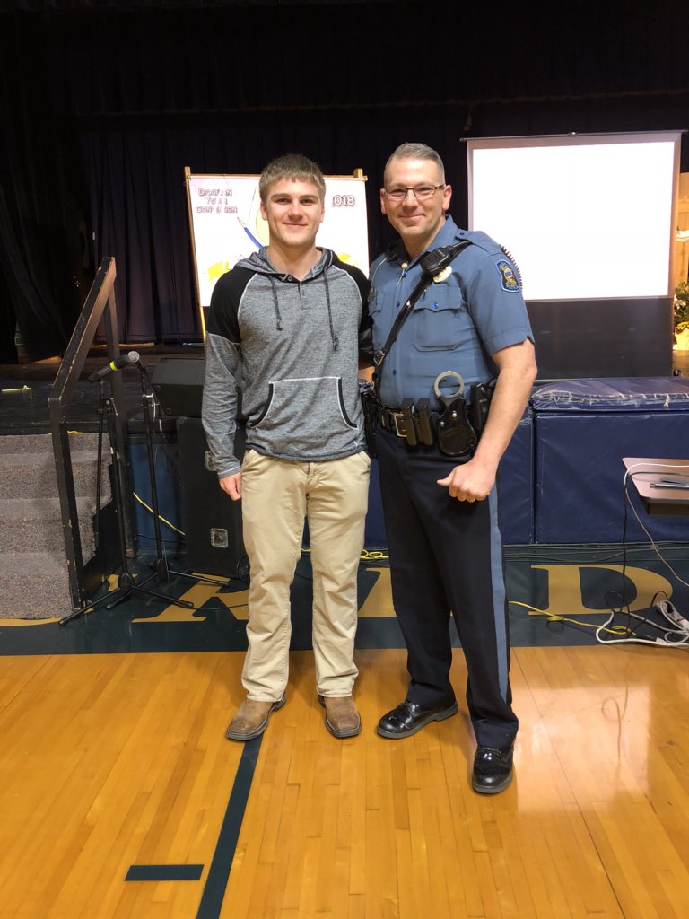 Ben80753604's tweet photo. I share the name with @TrooperBenKHP. I also want to be a state trooper👮🏼‍♂️. Thanks for your service. https://t.co/hPZIexl93s