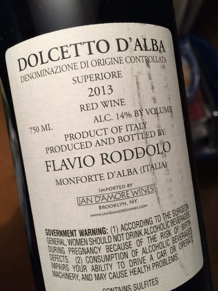 Thebronxwineguy's tweet photo. #PatrickReed nails the putt to win #TheMastersGolf and so does #Roddolo with the #Dolcetto Congratulations to both #wine #drinkgoodwine https://t.co/0yyPXCQz2K