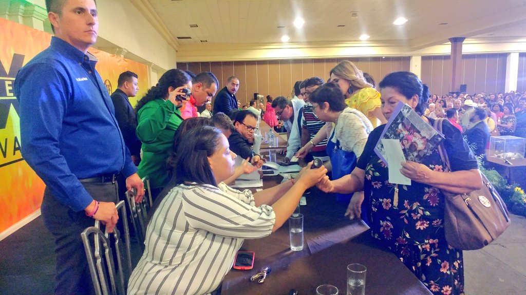 sueisssteson's tweet photo. En un ambiente de armonía se lleva a cabo el proceso de votación para elegir el nuevo Comité Ejecutivo Estatal del @sueisssteson que dirige actualmente Xòchitl Preciado Ramírez @xopre https://t.co/GKbERQF0au