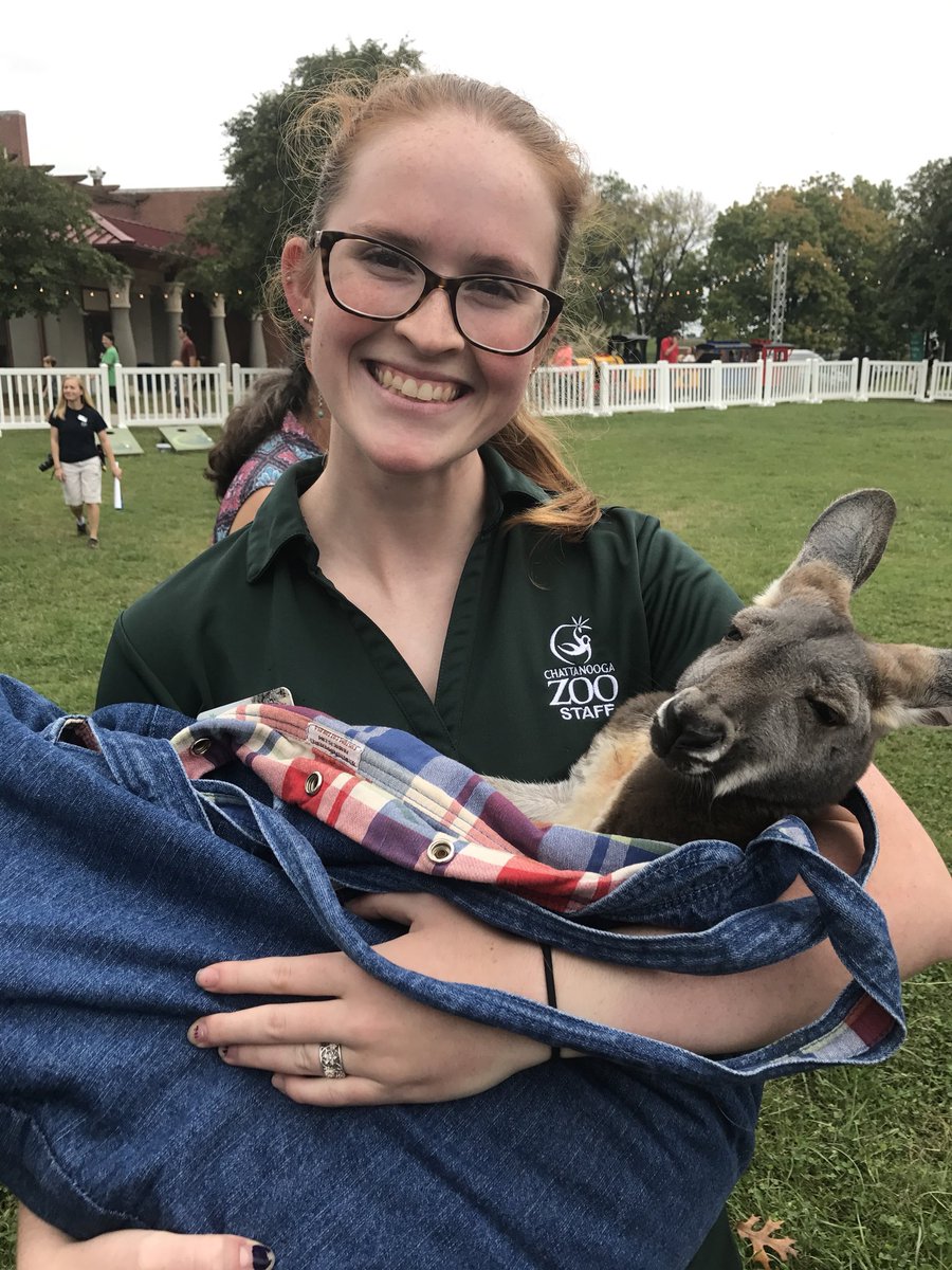 UTCMoxie's tweet photo. Grayson Stem, #32. An OG team member, Grayson initially cut then transitioned to handler last year. She reliably makes space and has excellent field awareness - probs from her 11 years of playing soccer (before realizing Ultimate is the superior sport) #MeetTheMoxies https://t.co/aMUH2Um6i8