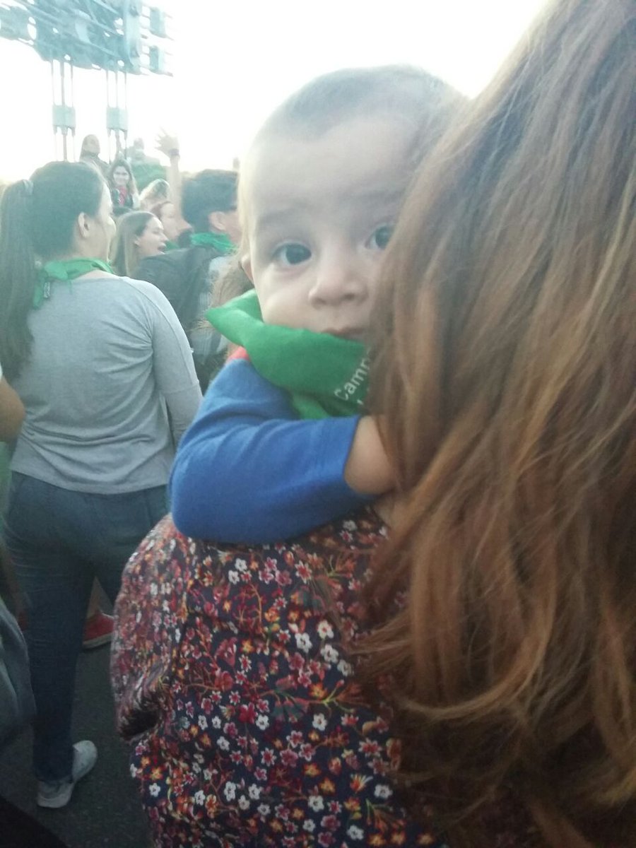 soledipasquale's tweet photo. Educación Sexual para decidir. Anticonceptivos para no abortar. Aborto legal, seguro y gratuito para no morir. https://t.co/YucfjJGRMu