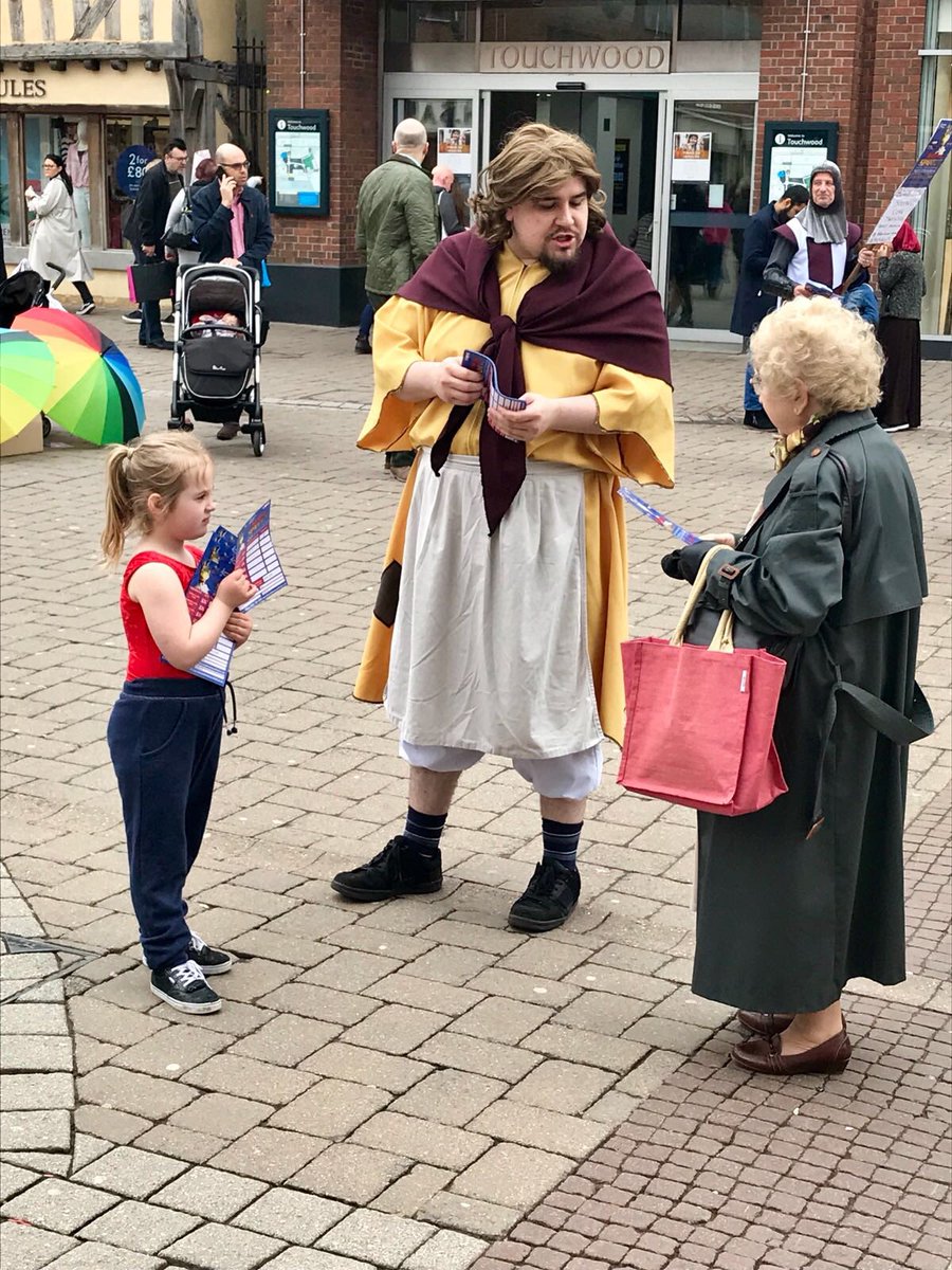 PeterbrkPlayers's tweet photo. Our cast had great fun flyering around #MelSquare #Solihull on Saturday! 🤣🤣 https://t.co/zcwIzSSckA