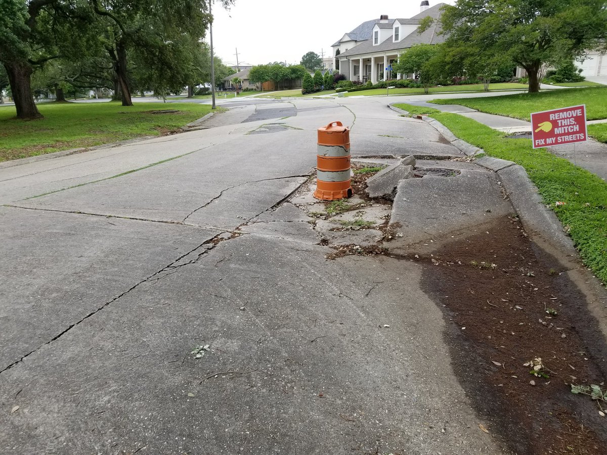 TurnedOnMyBatSignalforHelp tweet media