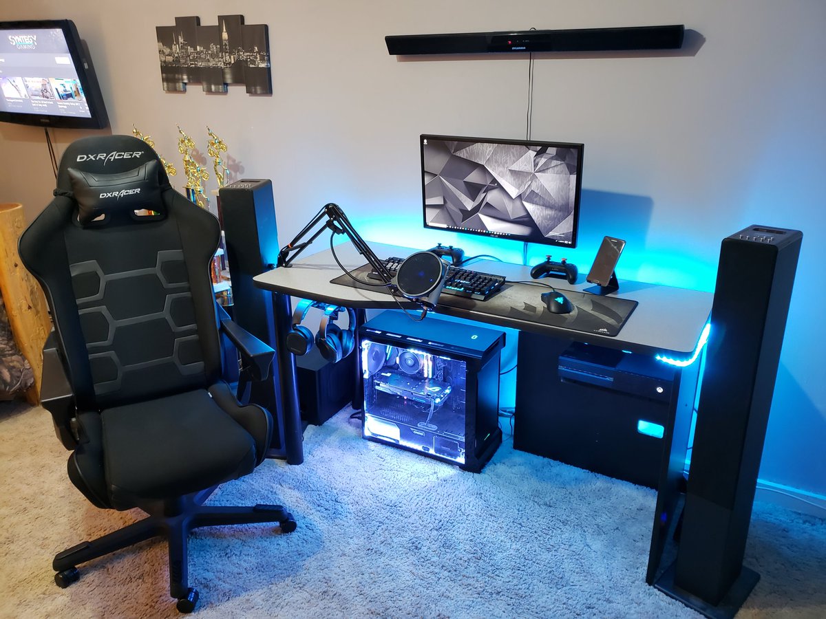 SyntegyGaming's tweet photo. New setup update tell me what you think https://t.co/aifhSR3ebm