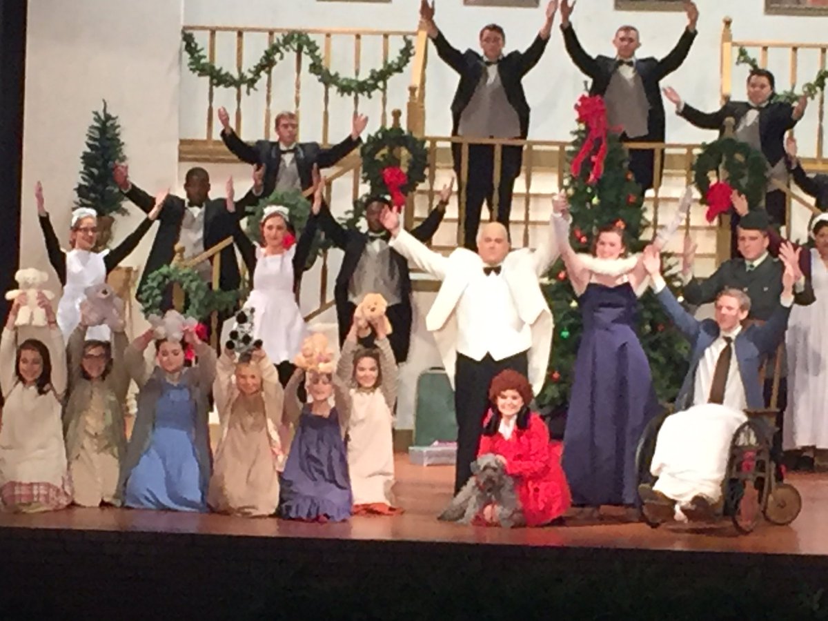 DarylChandler's tweet photo. South Doyle students amaze me!! Annie 2018 was outstanding! #OneTribe https://t.co/7vAufyAigB