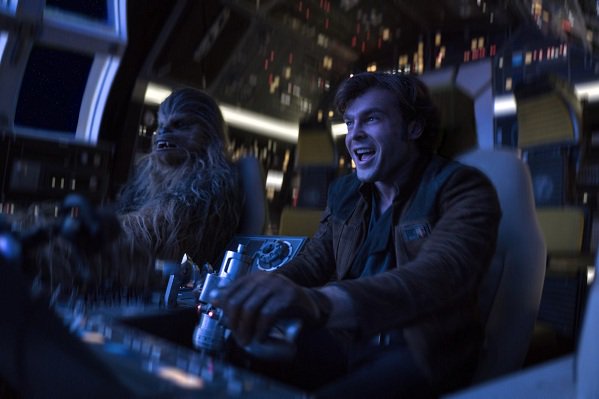 cinenterate's tweet photo. Universo #Marvel y Galaxia #StarWars 
a la conquista de #cartelera de #cine en abril y mayo 📝
#VengadoresInfinityWar 
#DEADPOOL2 
#HanSolo 🎬
vía https://t.co/jcxsXUmTQk https://t.co/TTbHAEujkb