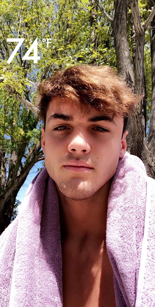 ifshestansgray's tweet photo. if she stans grayson she’s most likely dead after seeing this https://t.co/zuPBNFLoE9