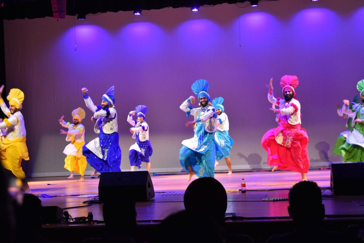 SikhsPAC's tweet photo. Last night, SikhsPAC and SikhsMEDIA spent an enjoyable evening sponsoring and attending the Circle City Bhangra Competition! https://t.co/PCfLn132He