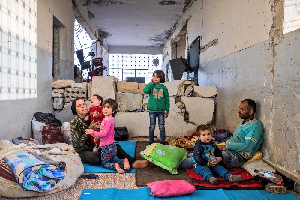 Samira_Ghaderi's tweet photo. “One corner of this school, destroyed in the push to liberate the town from IS, is now home to a family displaced from Afrin.” https://t.co/q60xjZ21cR