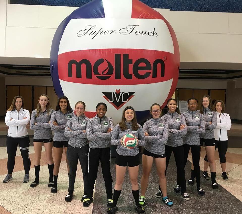 bdavolleyball's tweet photo. Great team photos of our Girls Junior #national teams @ #tampaslam #paradisehitters #juniorhitters &amp; #littlehitters was 📸credit: @valeriebda https://t.co/gkLJ5Gwvwd