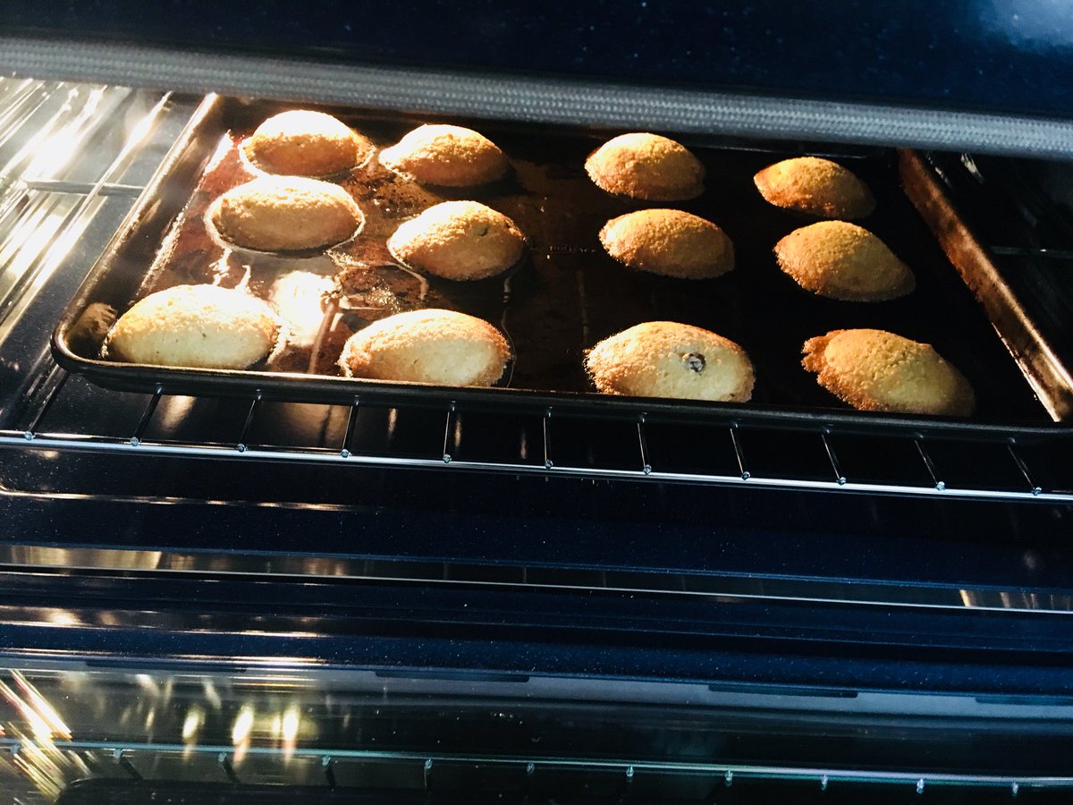k_jeds's tweet photo. Making keto cookies :) https://t.co/6qJaviWFY1
