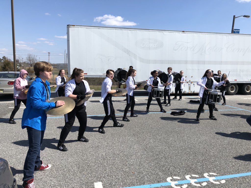 wtownbands's tweet photo. Home show warmups! #WIPE18 #techNO https://t.co/TWVdOTS22W