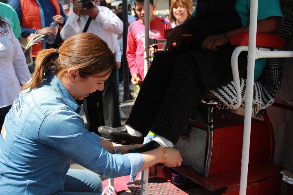 El alma y el esfuerzo de los mexiquenses por salir adelante es exageradamente grande, en Cuautitlán las personas quieren un cambio. #DemosUnPasoAlFrente@