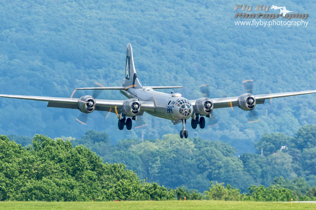 jwolvmp's tweet photo. FIFI VISITS Mt. PENN
https://t.co/3OPGnnoq8Q
One of only tow currently flying B-29 Superfortresses, the Commemorative Air Forces' Fifi . . .
#bomberweekend #aviation ##warbird #CommemorativeAirForce #Boeing #B29Superfortress #B29 #Superfortress #Fifi #avgeek #FlyByPhotography https://t.co/pHaqZjeLMI