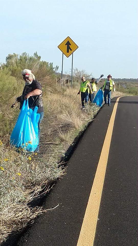 RidersUSA's tweet photo. Doing our Civic duty and keeping our mile of #Interstate17 in #Arizona clean. https://t.co/i47iMHMJAZ