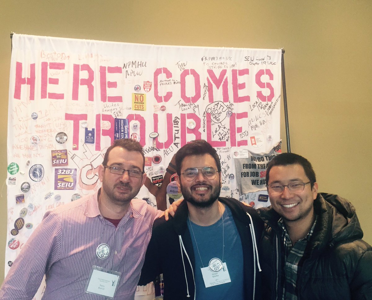 isskywalker's tweet image. A superb @labornotes conference comes to an end w/ @ronely_chi @chanbapstory @tylerbkissinger, and a ton of workshop material and textbooks to go through and share w/ membership! @uchicagogsu @AFTunion #labornotes2018