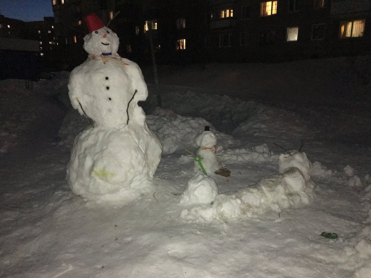 MaxxBah's tweet image. April 8 .... just on April 8th. Spring