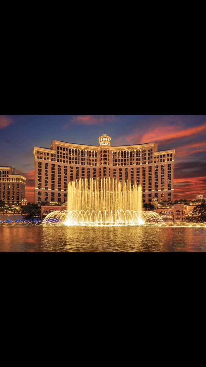 Cubitt1990's tweet image. Can’t wait to stay in this place #Vegas #livingthedream