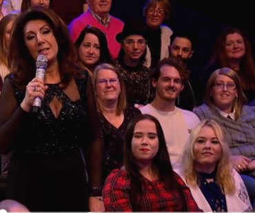 TeamJMD's tweet photo. #JaneMcDonaldAndFriends - Episode 4 - 30th March 2018 @TheJaneMcDonald and her girls <3 #TeamJMD https://t.co/qR8tqRVcNB