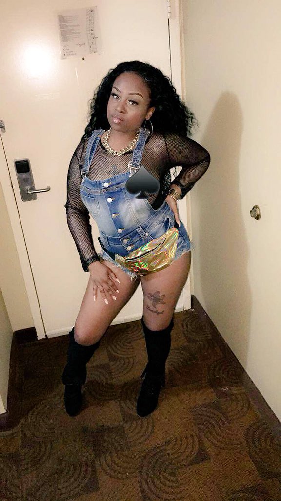___tshaaayyyy's tweet photo. Next time you bring me up just make sure you state BIG FACTS‼️ #BiGSTACKZ 🤟🏽🤪♠️ https://t.co/wqAknQSTNF