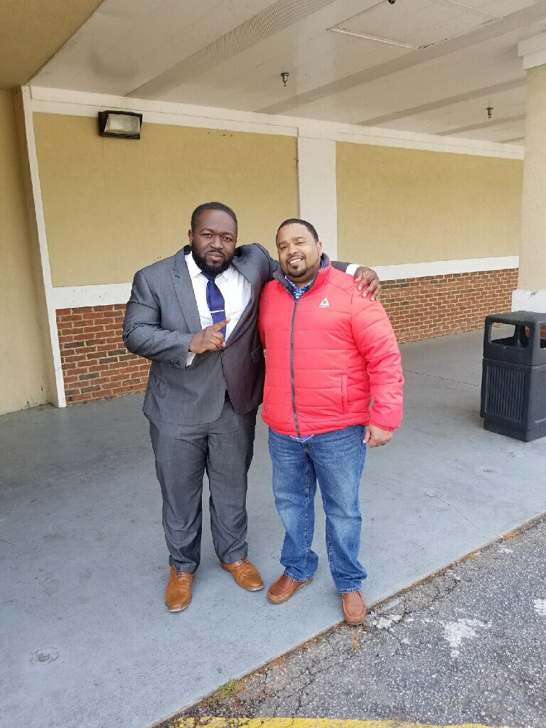 teddyk95's tweet photo. Had a great visit with @coachGphillips today!! #AU22 #BuiltByKeaton #LiveFromTheHive https://t.co/p25Xw6Tkj3