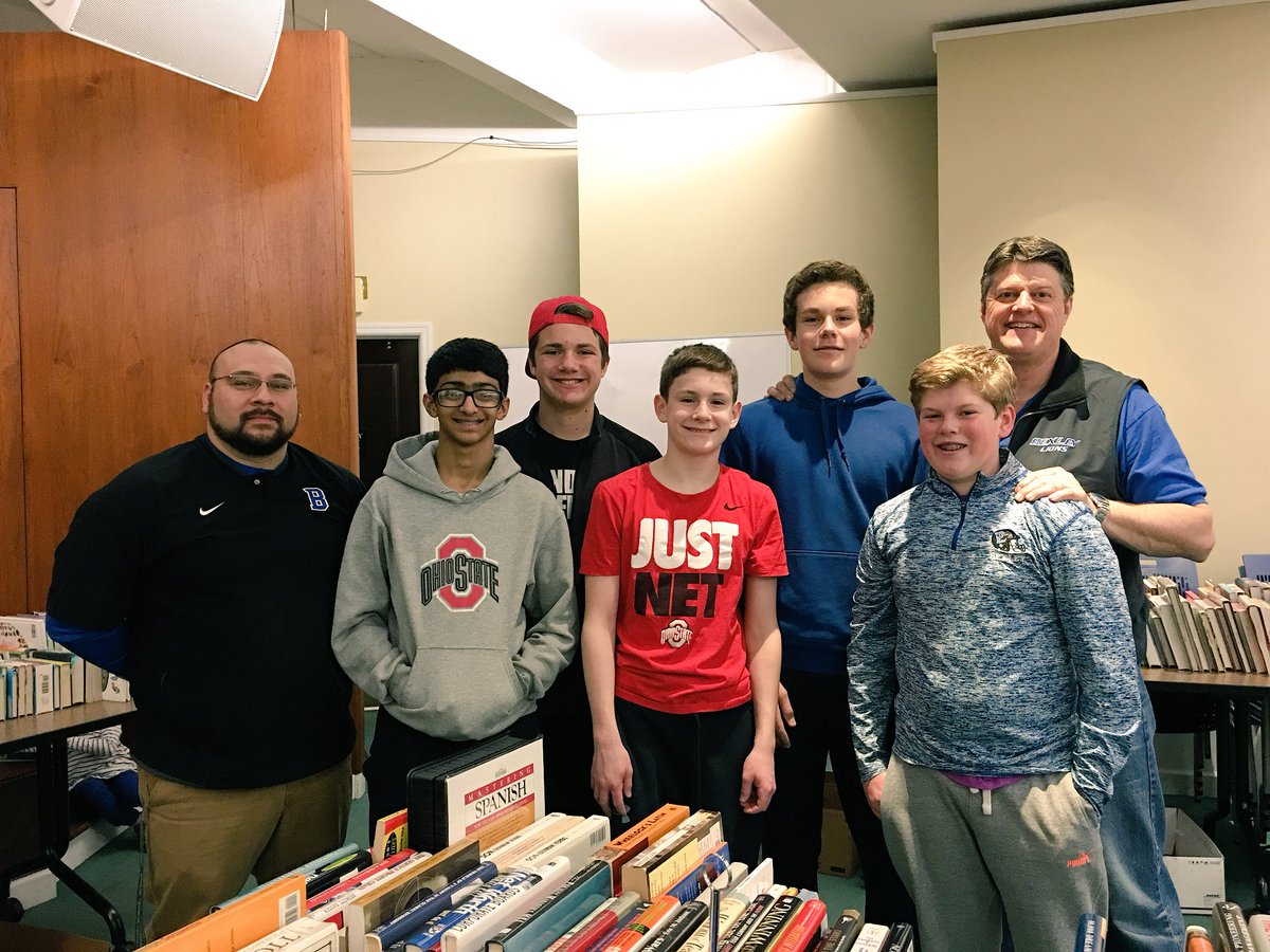 BexleyFootball's tweet photo. Bexley Football was happy to help the @BexleyLibrary this afternoon set up for their annual book sale! There are some great selections! Make sure to check it out! https://t.co/EIZuXRVUnO