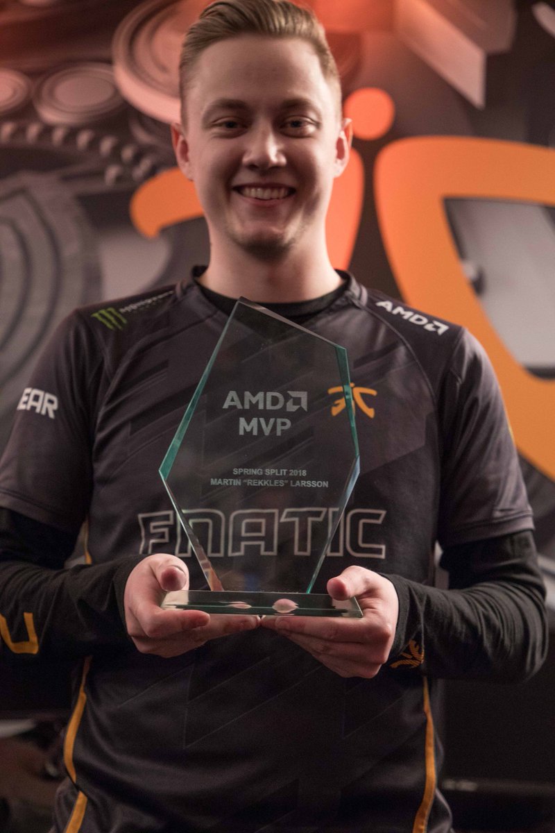 TeamRekkles's tweet photo. By the way, Rekkles was the MVP of the split❣️ https://t.co/5Qm5n3RnVQ